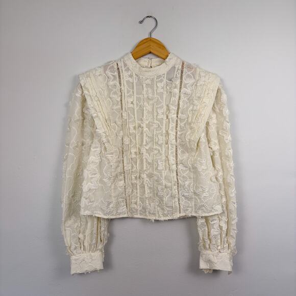 FARM Rio Cream Textured Blouse - Picture 3 of 8